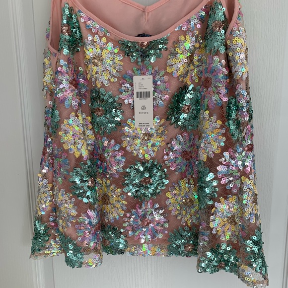 Women’s anthropology top with hand crafted embroidery - Picture 2 of 3